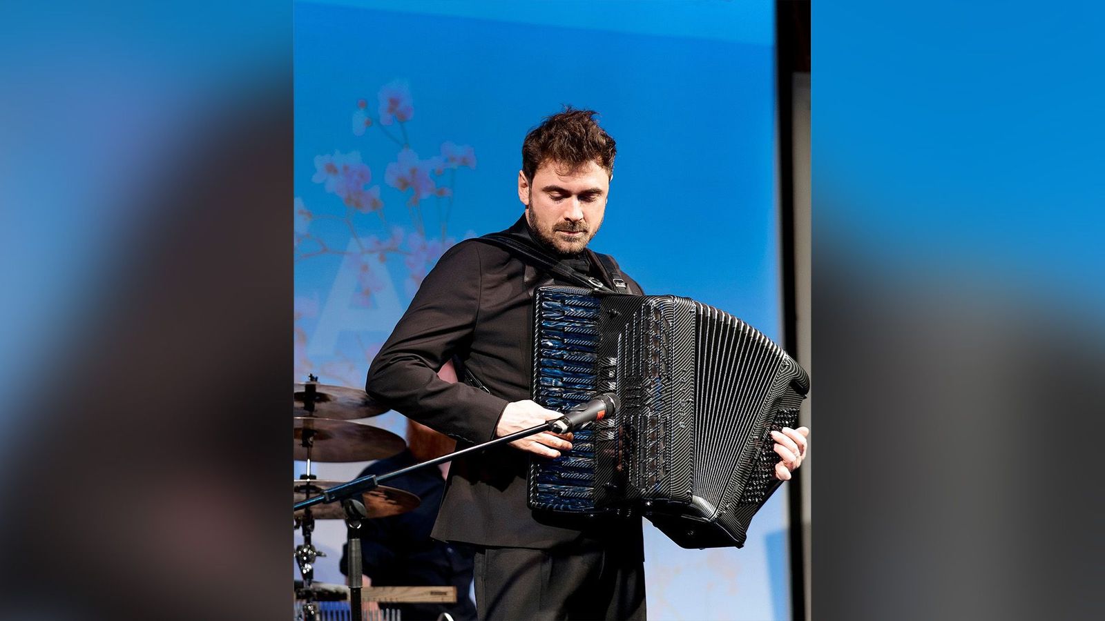 Түн ортасында саябақта салқын блять