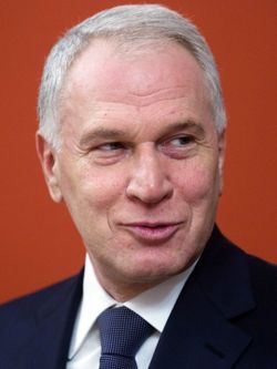 Юрий Ковальчук биография, фото, личная жизнь, семья, рост и вес 2025 ...